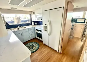 Thumbnail von Hatteras 72 Cockpit Motor Yacht