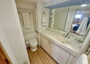 Thumbnail von Hatteras 72 Cockpit Motor Yacht