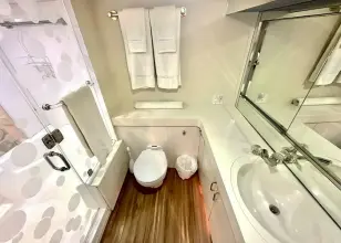Thumbnail von Hatteras 72 Cockpit Motor Yacht