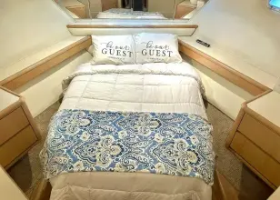 Thumbnail von Hatteras 72 Cockpit Motor Yacht