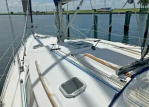 Thumbnail von Jeanneau Sun Odyssey 43 DS