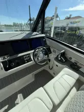 Thumbnail von Sea Ray 320 DA OB