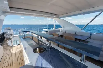 Thumbnail von Azimut 84