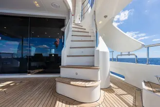 Thumbnail von Azimut 84