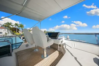 Thumbnail von Azimut S6