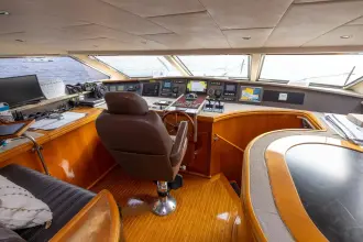 Thumbnail von Azimut 100