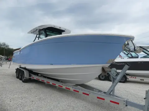 Blackfin 332 CC