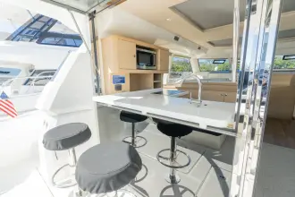 Thumbnail von Aquila 44 Yacht