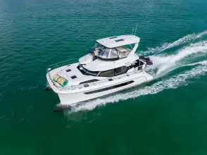 Thumbnail von Aquila 44 Yacht
