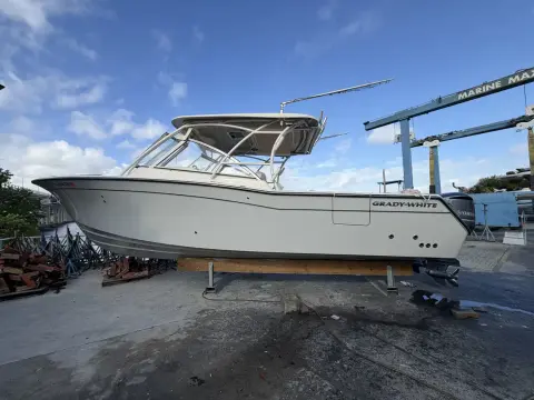 Grady White Freedom 307