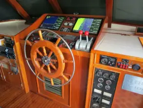 Thumbnail von Burger Flush Deck with Flybridge SHEPSL X