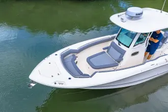 Thumbnail von Boston Whaler 280 Outrage