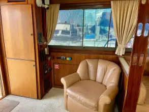 Thumbnail von Hatteras 52 Convertible Liar Liar