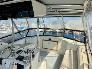 Thumbnail von Hatteras 52 Convertible Liar Liar