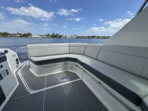 Thumbnail von Sea Ray 320 Sundancer Outboard
