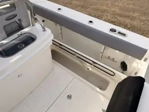 Thumbnail von Boston Whaler 250 Outrage