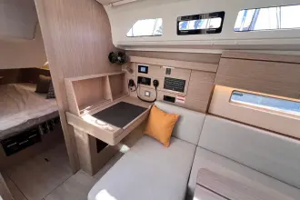 Thumbnail von Beneteau Oceanis 40.1