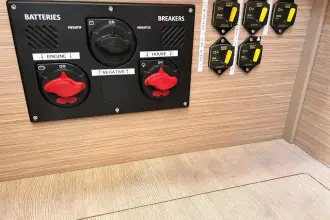 Thumbnail von Beneteau Oceanis 40.1