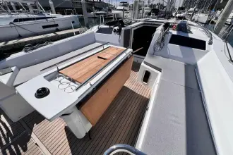 Thumbnail von Beneteau Oceanis 40.1