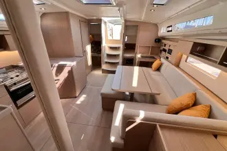 Thumbnail von Beneteau Oceanis 40.1