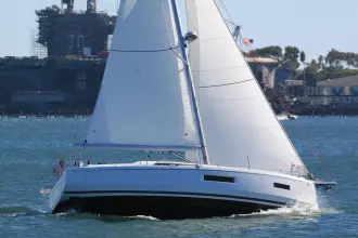 Thumbnail von Beneteau Oceanis 37.1