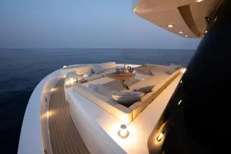 Thumbnail von De Antonio Yachts D60