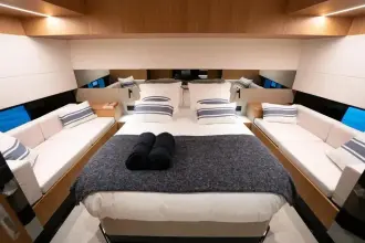 Thumbnail von De Antonio Yachts D60