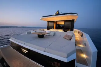 Thumbnail von De Antonio Yachts D60
