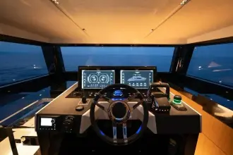 Thumbnail von De Antonio Yachts D60