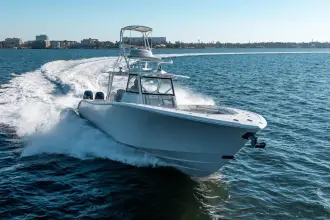 Thumbnail von Yellowfin 42 Offshore