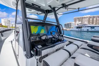 Thumbnail von Yellowfin 39 Offshore