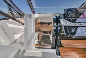 Thumbnail von Sea Ray 370 Sundancer Outboard