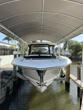 Thumbnail von Boston Whaler 350 Realm