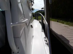 Thumbnail von Boston Whaler 345 Conquest