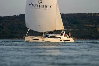 Thumbnail von Southerly 420 Off The Grid