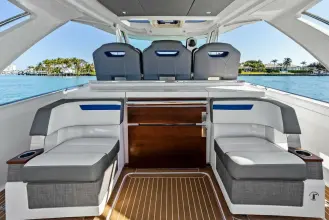 Thumbnail von Tiara Yachts 38 LS MISS MARIE