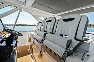 Thumbnail von Tiara Yachts 38 LS MISS MARIE