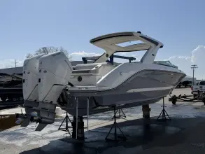 Thumbnail von Sea Ray SLX 310 Outboard