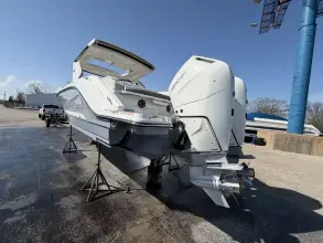 Thumbnail von Sea Ray SLX 310 Outboard