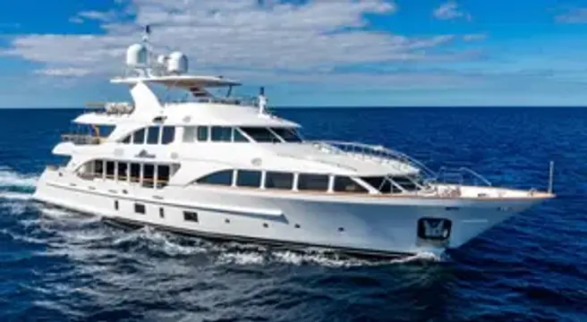 Benetti 121 Classic