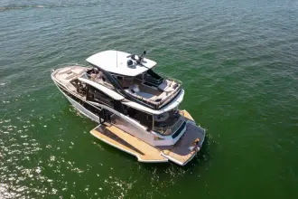 Thumbnail von Galeon 620 FLY