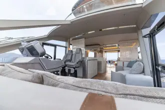 Thumbnail von Galeon 620 FLY