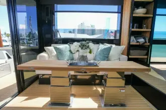 Thumbnail von De Antonio Yachts D60