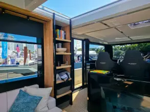 Thumbnail von De Antonio Yachts D60