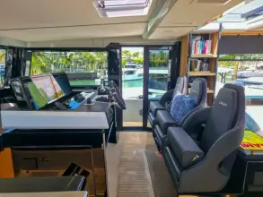 Thumbnail von De Antonio Yachts D60