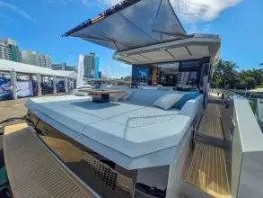 Thumbnail von De Antonio Yachts D60