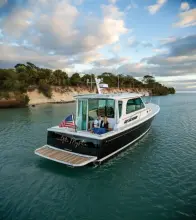 Thumbnail von Back Cove 372 Express