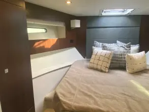 Thumbnail von Cruisers Yachts 42 Cantius