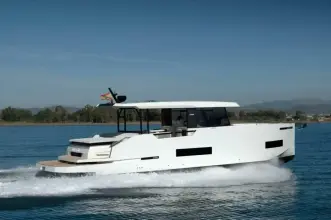 Thumbnail von De Antonio Yachts D50