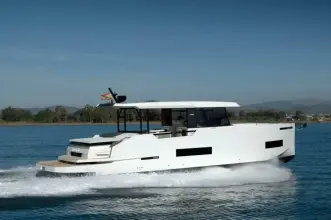 Thumbnail von De Antonio Yachts D50